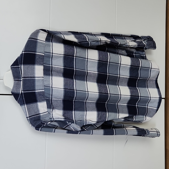 Blue flannel button shirt - Picture 2 of 2